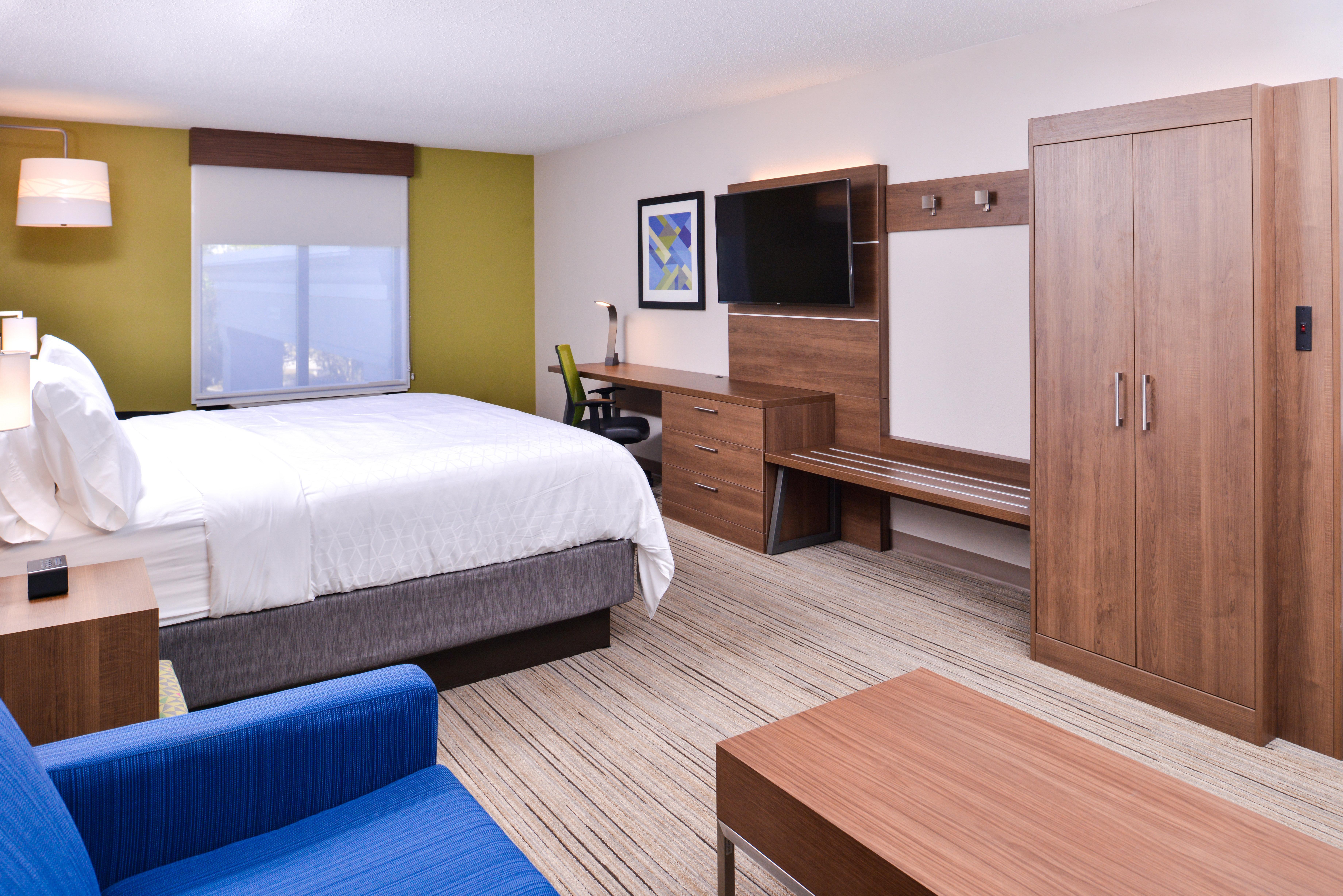 Holiday Inn Express Hotel & Suites Tampa-Anderson Road-Veterans Exp By Ihg West Chase Exterior foto