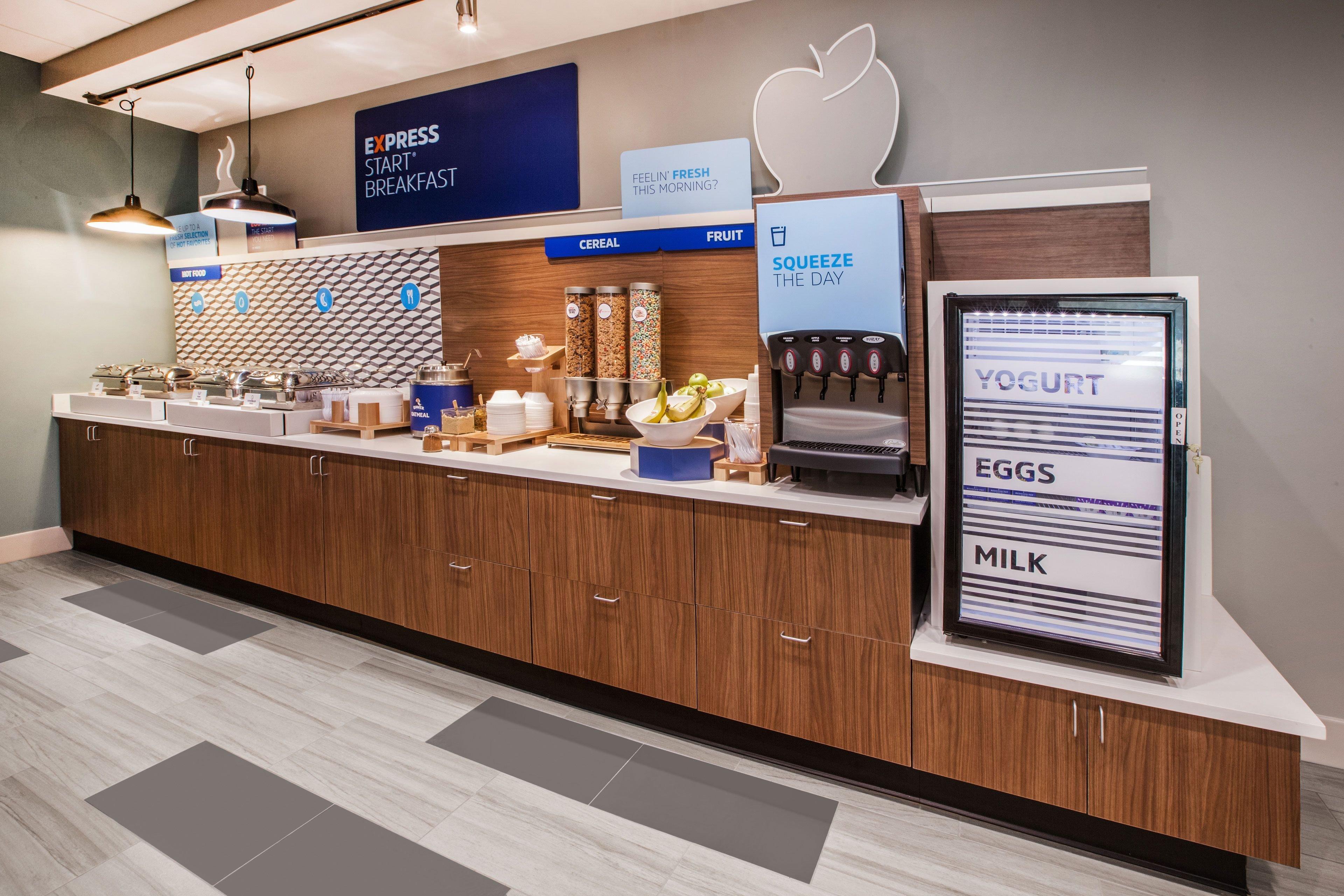 Holiday Inn Express Hotel & Suites Tampa-Anderson Road-Veterans Exp By Ihg West Chase Exterior foto